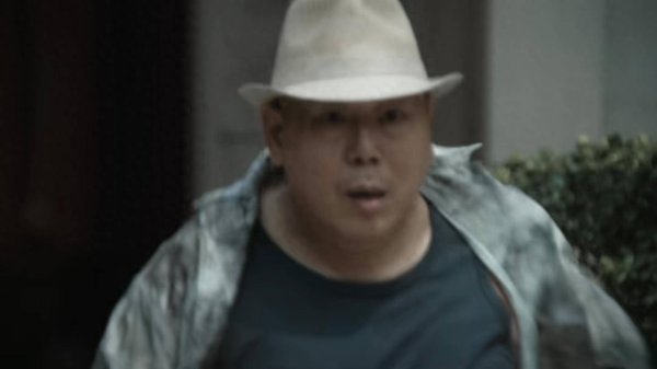 体育游戏app平台二东谈主坐窝向快艇开火-开云·kaiyun